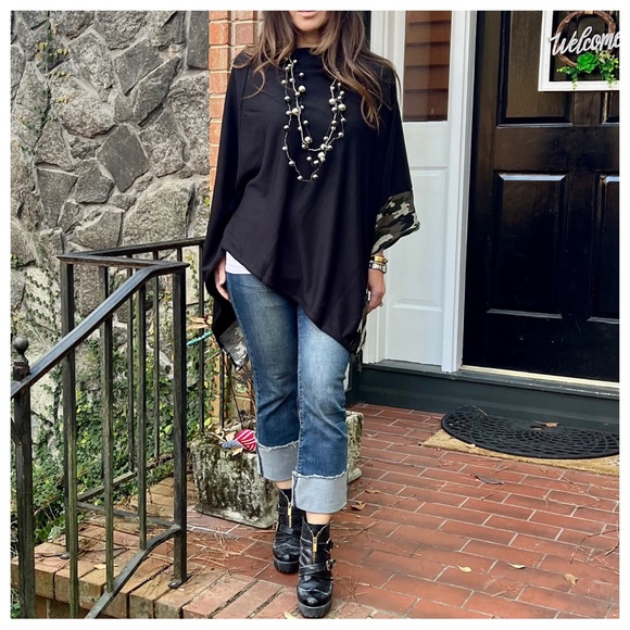 #05 Black Chic Poncho with Camouflage Trim - Picture 3 of 5